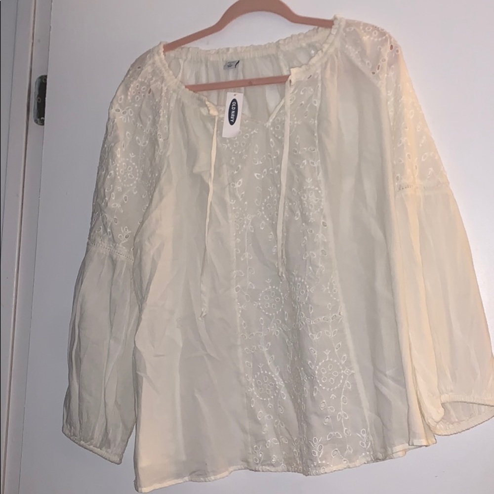 White bell bottom sleeve blouse